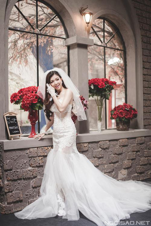 Chọn váy cưới cùng Phạm Thanh Thảo