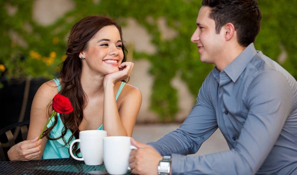 Ghi điểm trước chàng với trang phục không tay khỏe khoắn