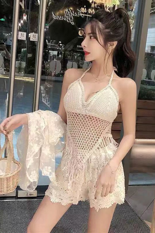 Đồ tắm biển set 3 món Hari Won