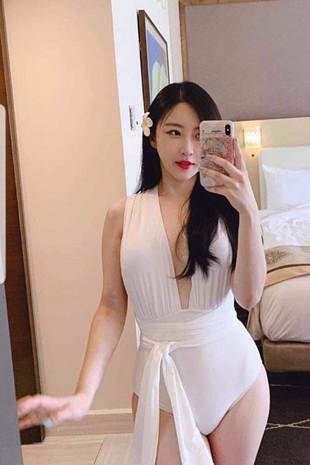 Đồ bơi một mảnh cột dây eo BKN732