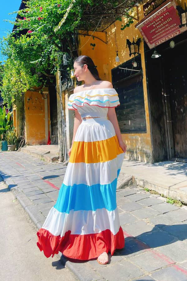 Đầm maxi trễ vai