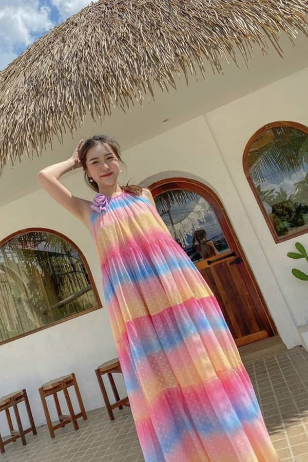 Đầm maxi cổ yếm trễ vai