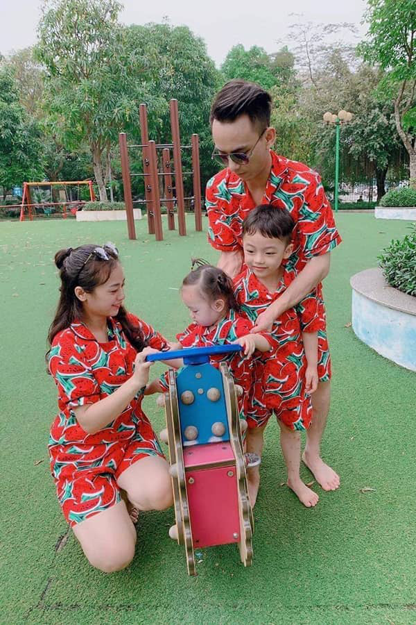 Đồng phục gia đình họa tiết dưa hấu