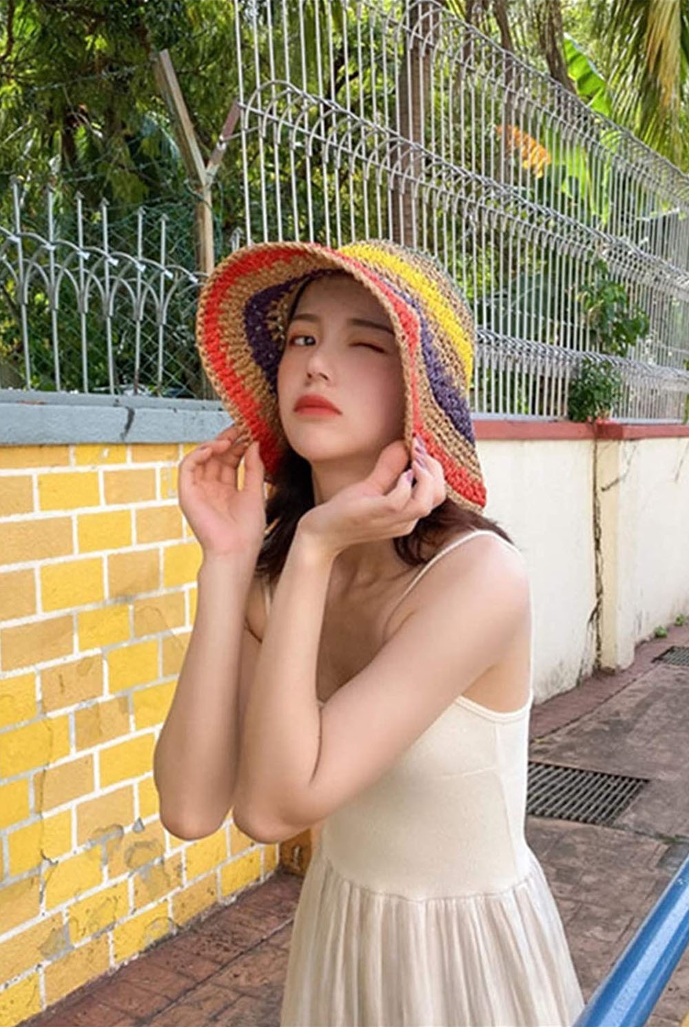 Nón cói móc tay cầu vồng Panamas