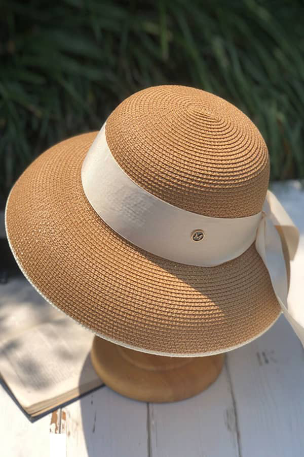 Nón cói chuông đi biển