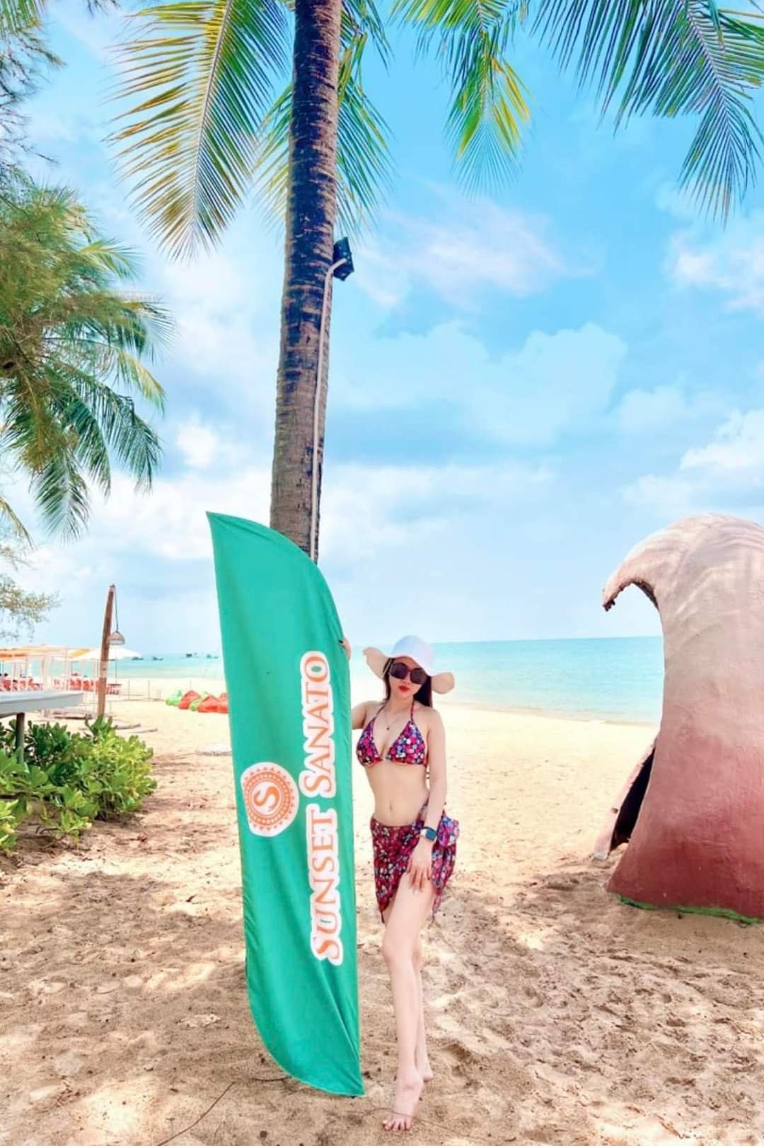 Sét bikini 3 mảnh họa tiết hoa nhí