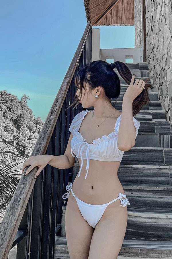 Bikini 2 mảnh bèo nhún rút dây