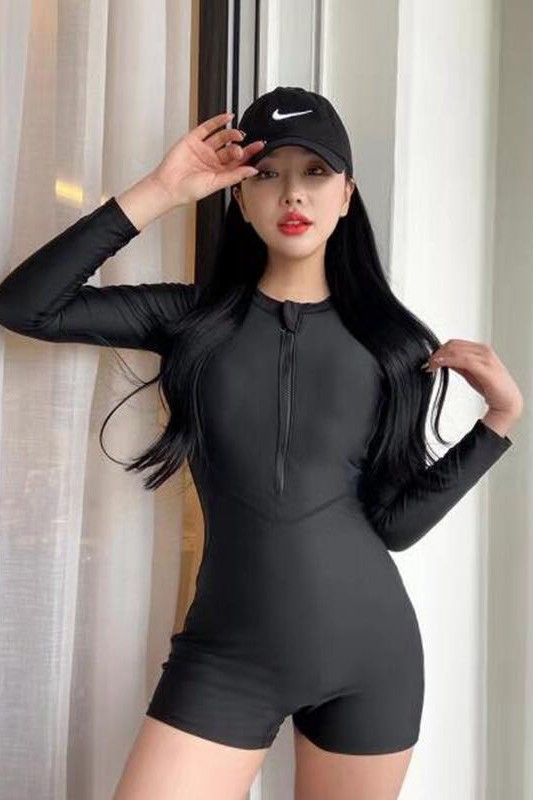 Đồ bơi dài tay liền thân