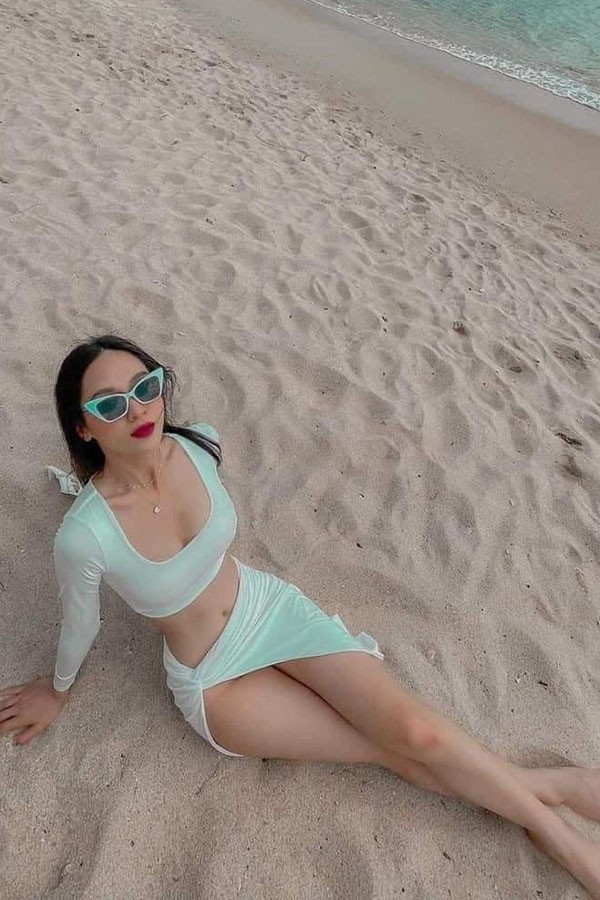Set bikini 3 mảnh tay dài sexy