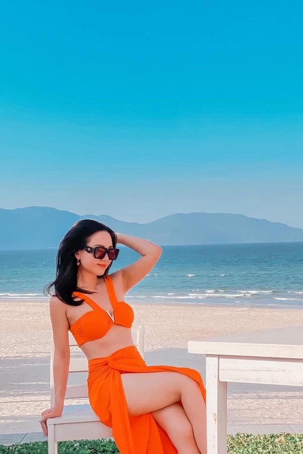 Set bikini 3 mảnh màu cam