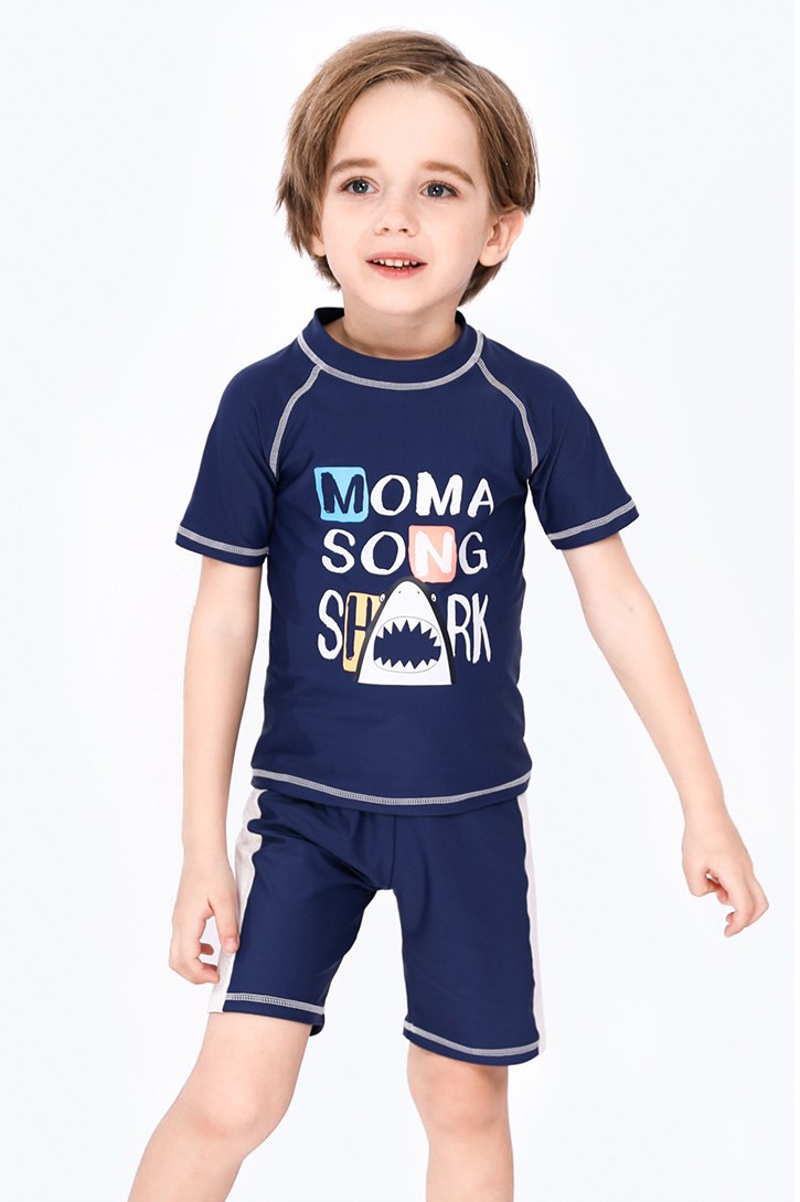 Bộ đồ bơi tay ngắn họa tiết cá mập cho bé trai