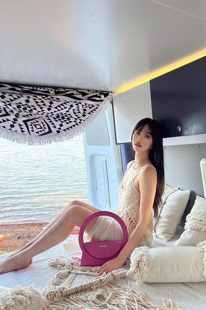 Áo len móc đi biển CR84