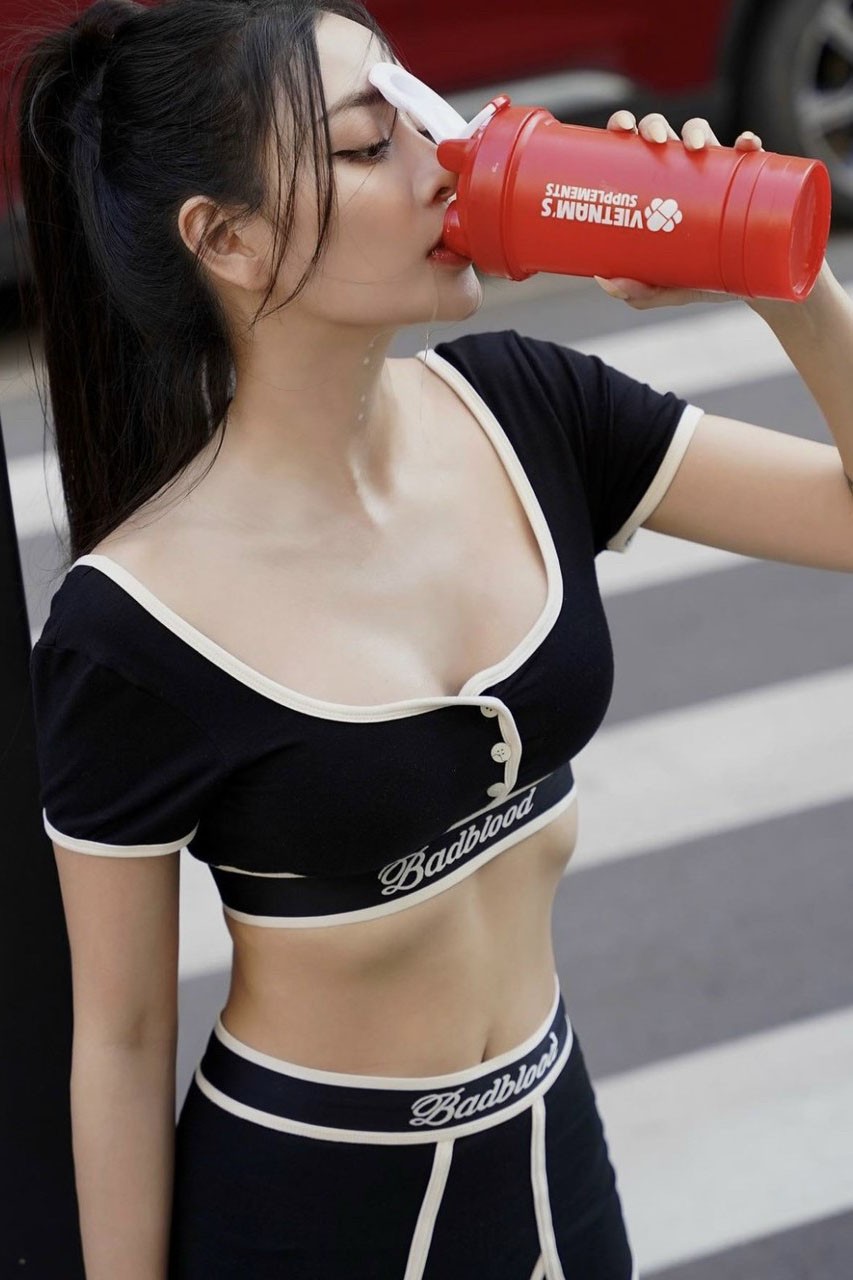 Đồ bơi nữ áo croptop quần đùi