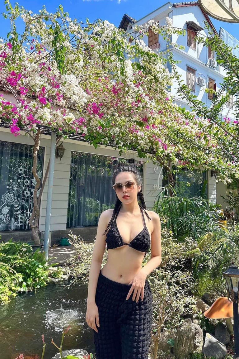 Đồ đi biển áo bra quần dài vải xốp