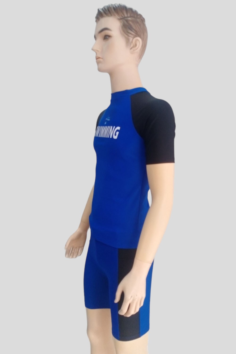 Bộ đồ bơi nam ngắn tay màu xanh BBN11