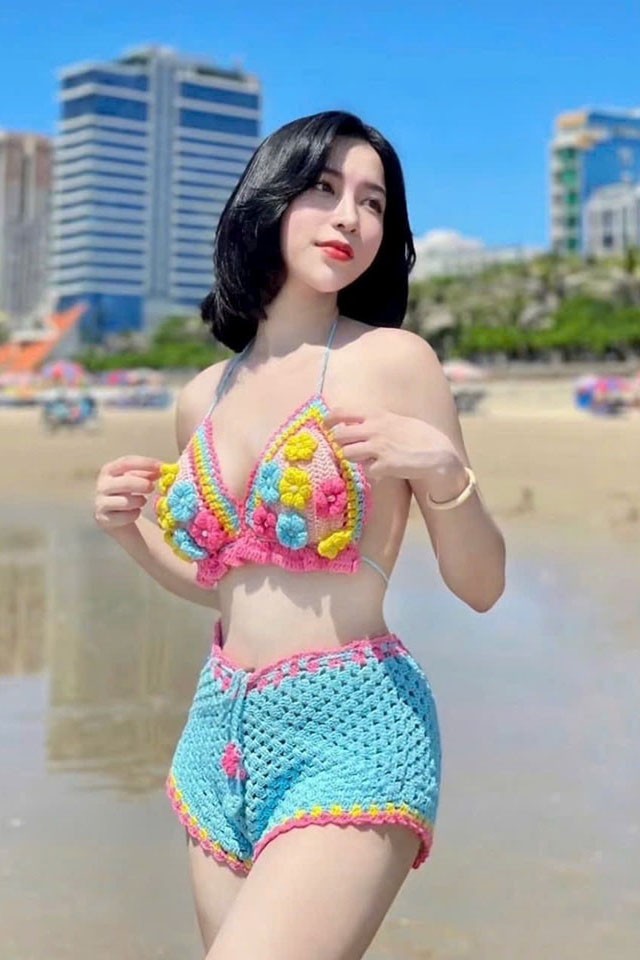 Bikini đi biển len móc dạng quần CR105