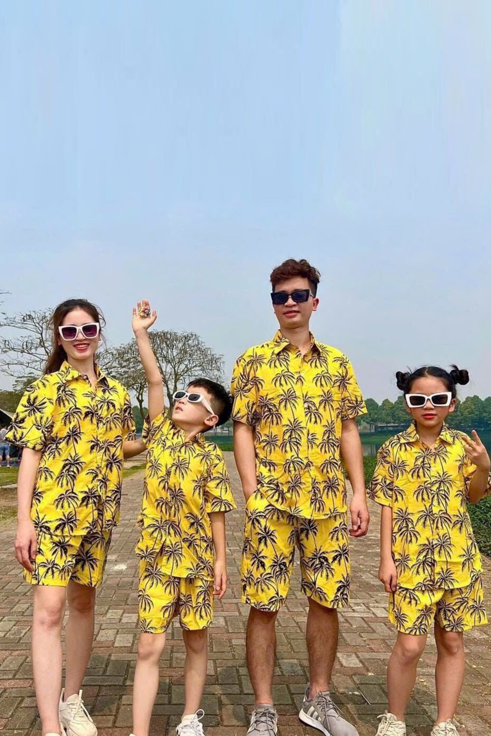Đồng phục gia đình đi biển DP12