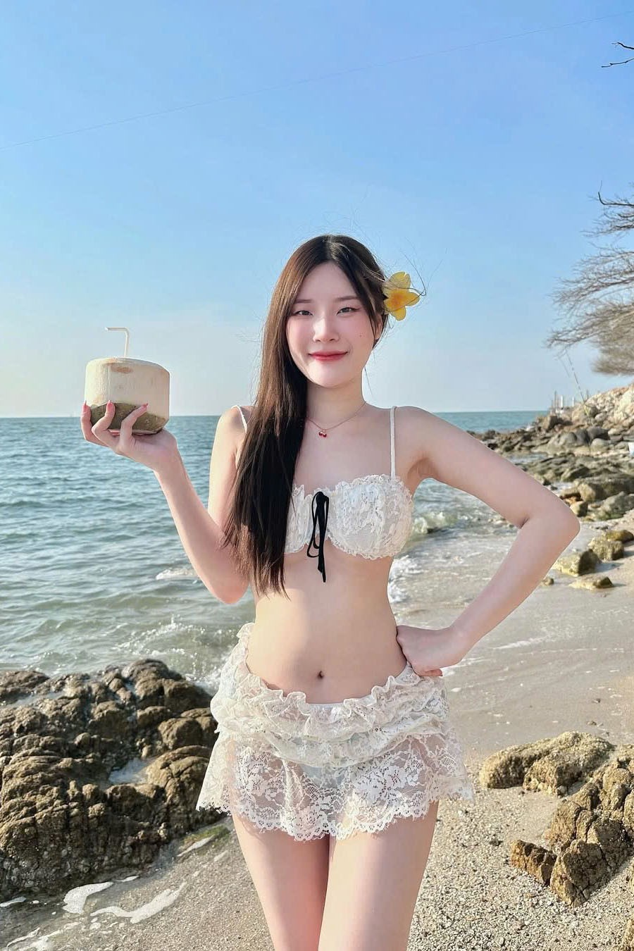 Bikini 3 mảnh ren BKN1117