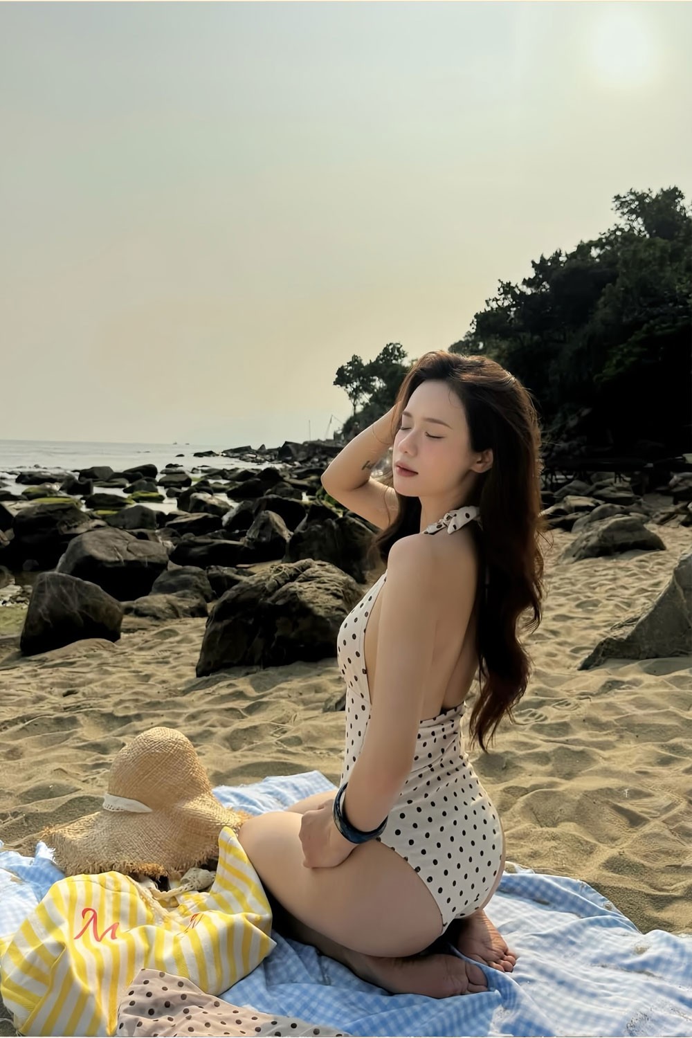 Bikini bodysuit chấm bi BKN1143