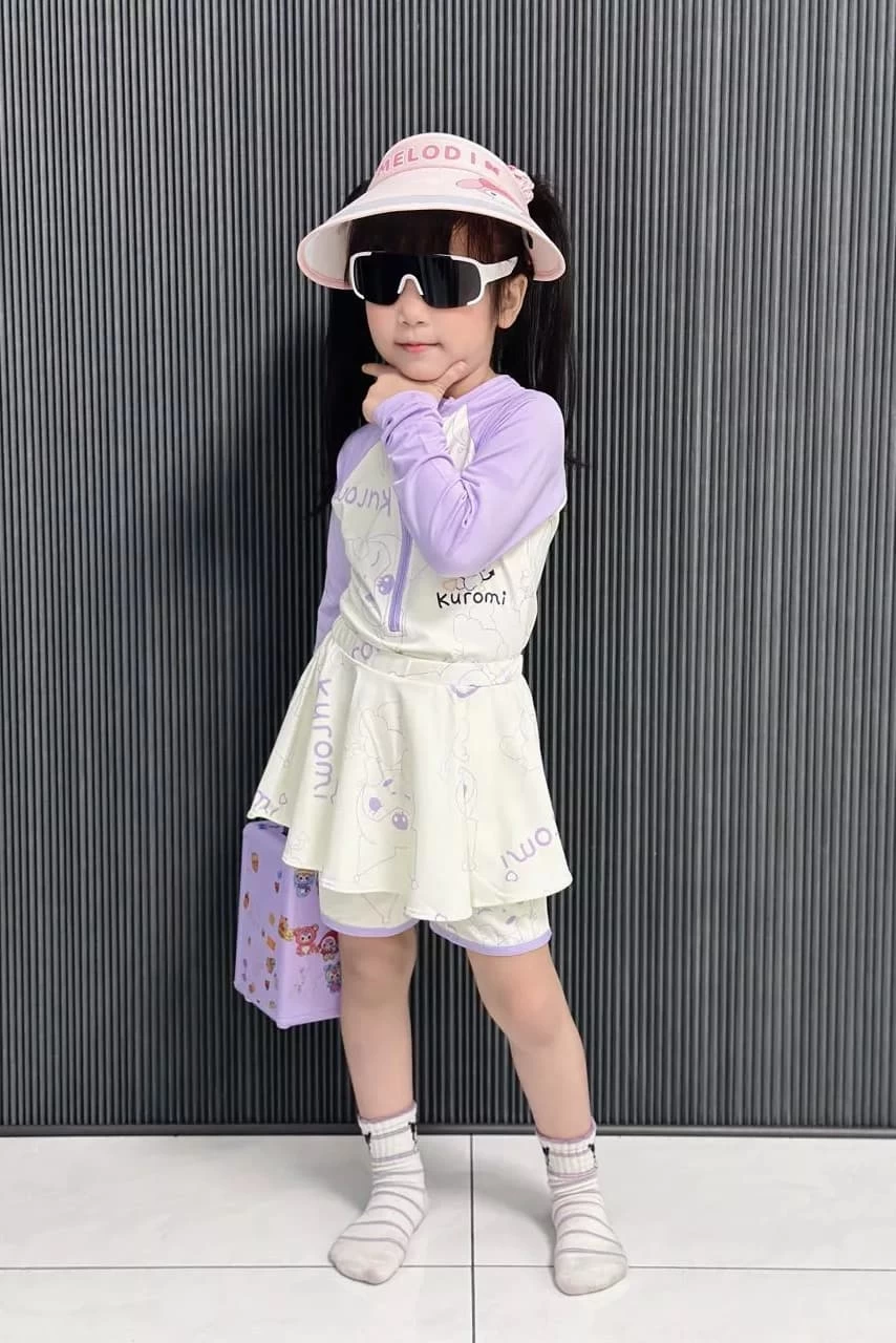 Bộ đồ bơi cho bé gái siêu đáng yêu Kuromi