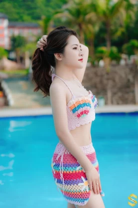 Bikini đi biển len móc yếm sò CR103